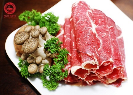 Lẩu xương hầm hạnh nhân - Món ngon dành cho sức khỏe - 2 Nước sốt hạnh nhân với hương vị bùi bùi và mùi thơŭ nhẹ, kích
thích vị giác khi cho vào nước lẩu