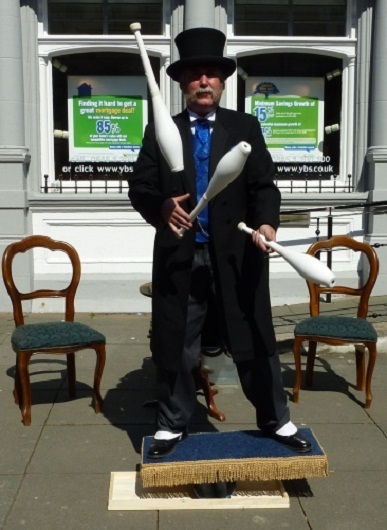 Khám phá cuộc sống của giới hành khất ở Châu Âu