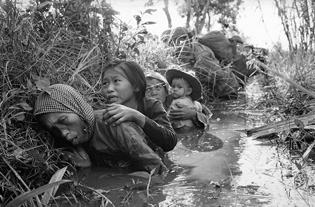 Tác phẩm nổi bật của phóng viên chiến trường Horst Faas tại VN - 13 Tháng 1/1966