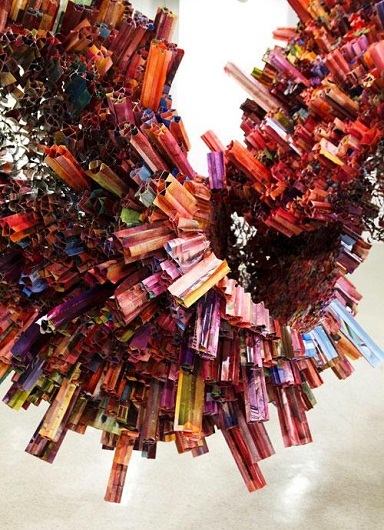 Cận cảnh một tác phẩm