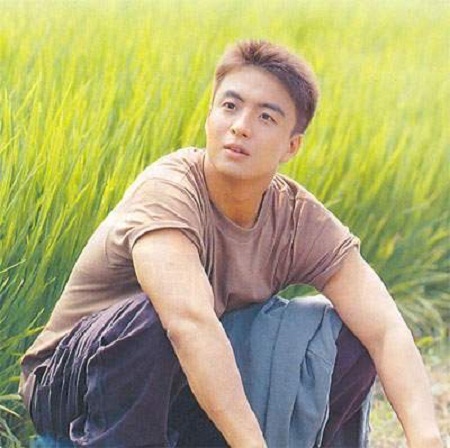"Mối tình đầu" và cuộc "tấn công" ngọt ngào của văn hóa Hàn Quốc - 3 Khi biết anh trai San Hiếc đang có tình cảm với cô gái mình thầm thương