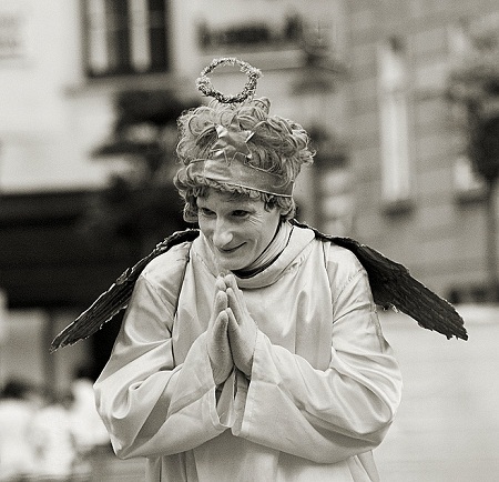 Khám phá cuộc sống của giới hành khất ở Châu Âu