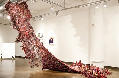 Cận cảnh một tác phẩm