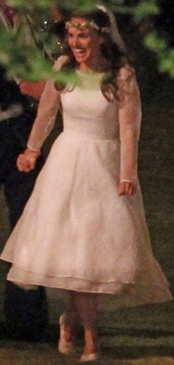 Khát vọng "thiên nga" của Natalie Portman - 6 Váy cưới giản dị của cô dâu