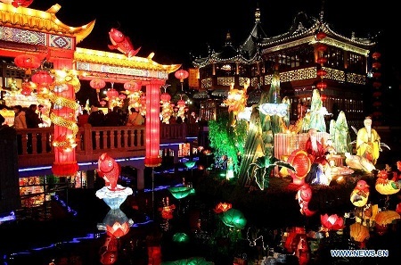 Lễ hội đèn lồng đón Trung thu ở Thượng Hải - 12 Hồ Bích Ngọc