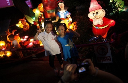 Lễ hội đèn lồng đón Trung thu ở Thượng Hải