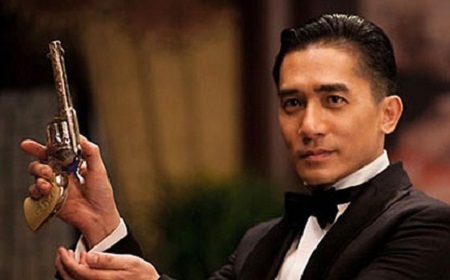 Căng thẳng Trung - Nhật, Lương Triều Vỹ “vạ lây” - 1 Căng thẳng Trung - Nhật, Lương Triều Vỹ “vạ lây”