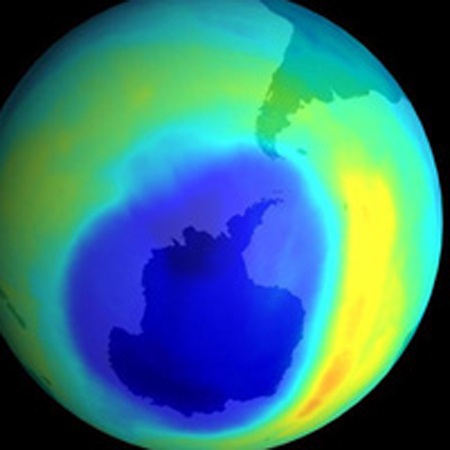 Lỗ hổng ozon tính đến ngày 22 tháng 10 năm 2012.