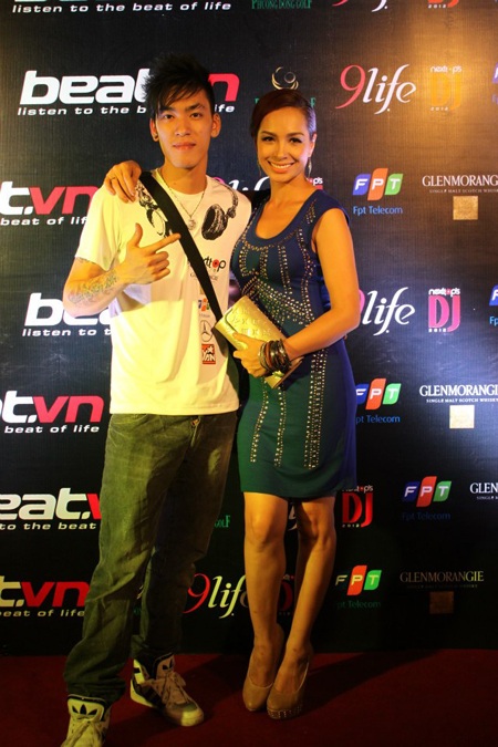 Hồi hộp chờ đợi gương mặt xuất sắc của Nexttop’s DJ 2012 - 4 DJ Nguyễn Duy Phương (nghệ danh Pharreal Phương)
