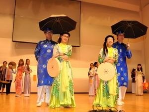 Khai mạc Ngày Sinh viên Việt Nam ở Hàn Quốc lần 8 - 1 Một tiết mục biểu diễn tại Ngày sinh viên VN ở Hàn Quốc (Ảnh: Việt Cường/Vietnam+)