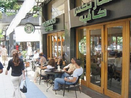 Một góc phố Hamra của thủ đô Beirut, Lebanon