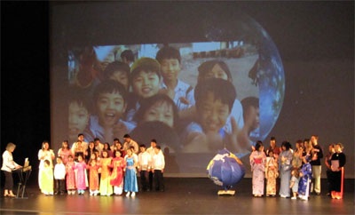 Đưa sách Việt vào thư viện công ở Canada - 1 Đưa sách Việt vào thư viện công ở Canada