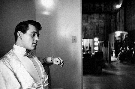 Nhìn lại “thế hệ bạc của Hollywood” - 7 Rock Hudson khi quay phim “One Desire” (1954)