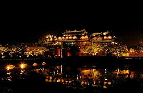 Trở lại cố đô - 1 Trở lại cố đô