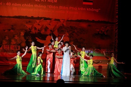 Kỷ niệm 40 năm chiến thắng “Điện Biên Phủ trên không” tại Nga