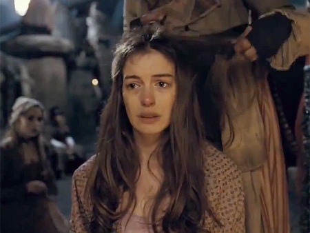 Nữ diễn viên xinh đẹp Anne Hathaway vào vai Phăngtin