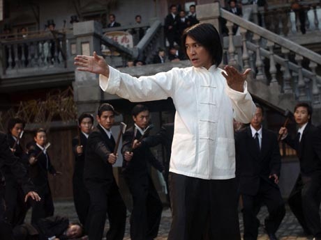"Vua hài" Châu Tinh Trì sống cô độc vì tính keo kiệt - 1 Châu Tinh Trì trong Tuyệt đỉnh Kungfu