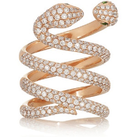 Ngắm những trang sức hình rắn đắt giá - 8 Chất liệu vàng trắng, kim cương, đá quý, giá 12.200 đô la.
