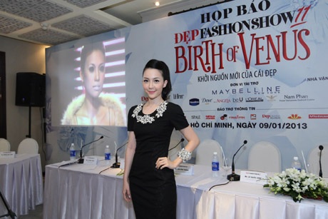 Đẹp Fashion Show 11 trở lại với “Khởi nguồn mới của cái đẹp” - 1 Linh Nga duyên dáng tại buổi họp báo Đẹp Fashion Show 11