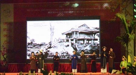 Văn nghệ trong chương trình