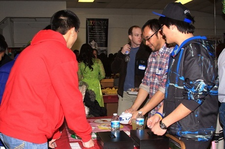 Cũng không thể vắng những trò chơi có thưởng