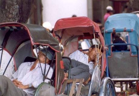 Chợp mắt giấc trưa