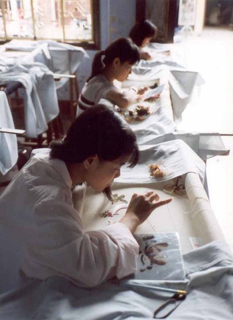 Nghề thêu thủ công