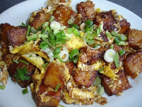 Những món ăn Việt được du khách nước ngoài yêu thích nhất - 22 Cà tím kho tộ.