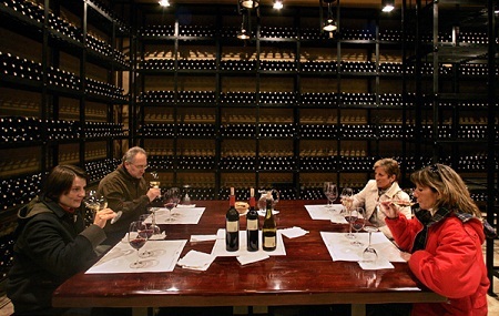 Rực rỡ những lễ hội mùa xuân