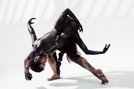 Ngôi sao Hollywood khỏa thân khoe vẻ đẹp tuyệt mỹ vì... trái đất - 9 Cặp diễn viên múa Edgar Anido và Christina Dooling