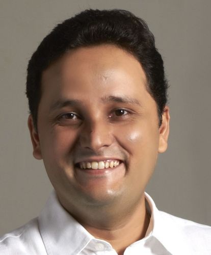 Nhà văn Ấn Độ lập kỷ lục về tiền tác quyền - 1 Amish Tripathi