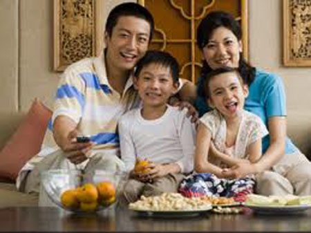 Việt Nam quyết tâm hướng đến cuộc sống gia đình ấm no, hạnh phúc - 2 Việt Nam quyết tâm hướng đến cuộc sống gia đình ấm no, hạnh phúc