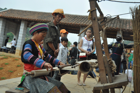 “Chợ vùng cao” giữa lòng Hà Nội - 3 “Chợ vùng cao” giữa lòng Hà Nội