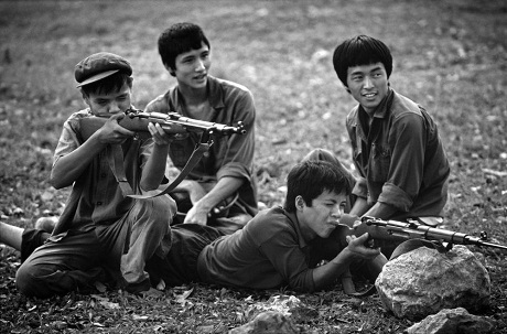 Hình ảnh Việt Nam mạnh mẽ sau chiến tranh - 32 Thanh niên Việt Nam và những bài học về Giáo dục Quốc phòng trong trường Đại học.