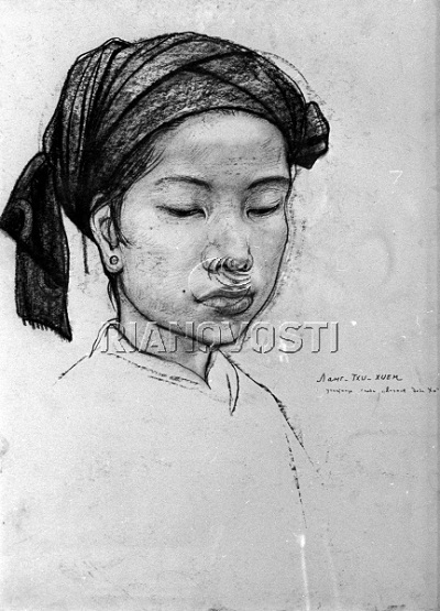 Việt Nam trong những bức ký họa của họa sĩ Nga - 13 Một cô dân quân ở vùng cao