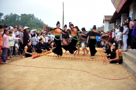 “Chợ vùng cao” giữa lòng Hà Nội - 2 “Chợ vùng cao” giữa lòng Hà Nội