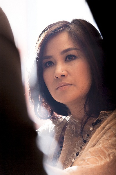 Hà Trần “Cầm tay mùa hè” cùng Thanh Lam - 2 Hà Trần “Cầm tay mùa hè” cùng Thanh Lam