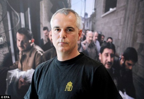 Bức hình đoạt Ảnh Báo chí Thế giới bị tố dùng mánh khóe - 2 Nhiếp ảnh gia người Thụy Điển Paul Hansen