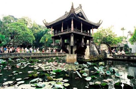 Vì sao chùa Một Cột từng được bình chọn "độc đáo nhất châu Á"? - 4 Đây là một trong những ngôi chùa nổi tiếng và được nhắc đến nhiều nhất trong lịch sử Việt Nam.