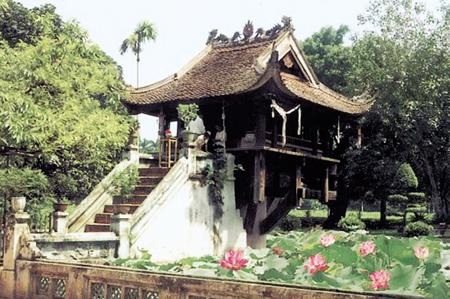 Vì sao chùa Một Cột từng được bình chọn "độc đáo nhất châu Á"? - 5 Đây là một trong những ngôi chùa nổi tiếng và được nhắc đến nhiều nhất trong lịch sử Việt Nam.