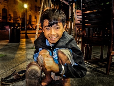 Nụ cười của em – Tác giả người Việt Nguyễn Bông chụp tại Hồ Chí Minh.