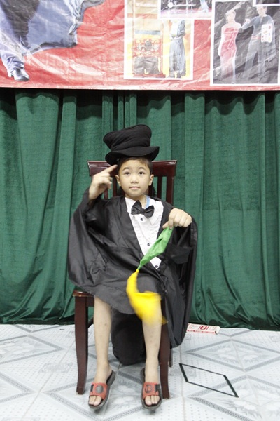 Ảo thuật gia nổi tiếng thế giới thăm trẻ em tại Viện Nhi Trung ương - 5 Thiên Lam