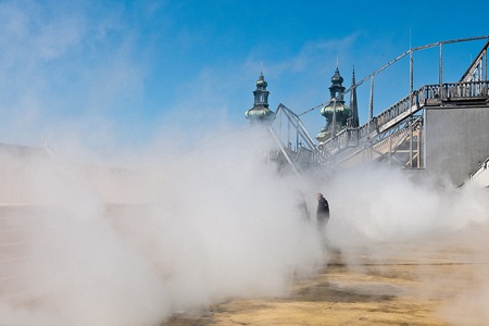 Hiệu ứng sương mù có thể thay đổi do gió, nhiệt độ và độ ẩm.