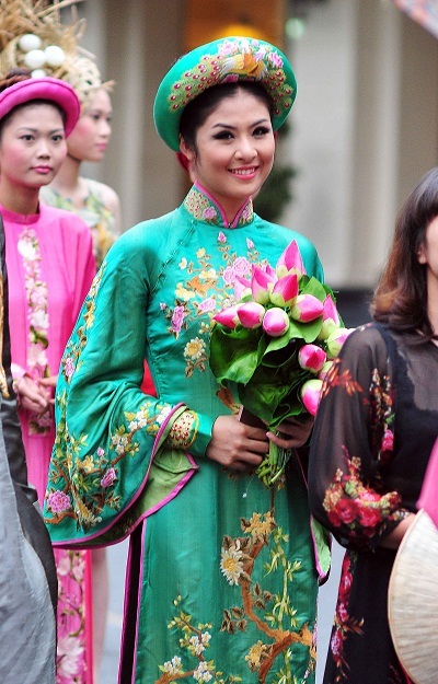 Hình ảnh hoa hậu Ngọc Hân hoá thân thành hoàng hậu - 2 Lê Huy Hoàng Hải