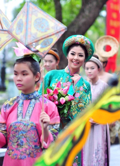 Hình ảnh hoa hậu Ngọc Hân hoá thân thành hoàng hậu - 6 Lê Huy Hoàng Hải