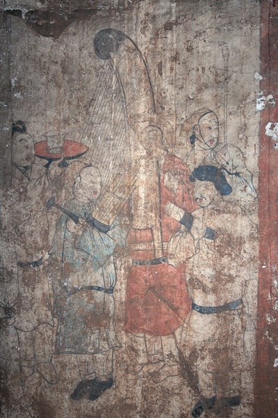 Phục chế hầm mộ 1500 tuổi ở Trung Quốc - 14 Những người hầu mang theo nhạc cụ để biểu diễn phục vụ đoàn rước