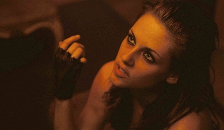 Khi các ngôi sao vào vai vũ công thoát y