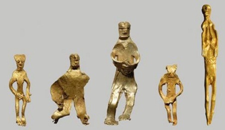 Bức tượng vàng có niên đại từ thế kỷ 6 - 5 Pi Uy