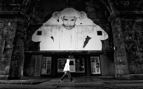 Bức chân dung trên cầu George IV.