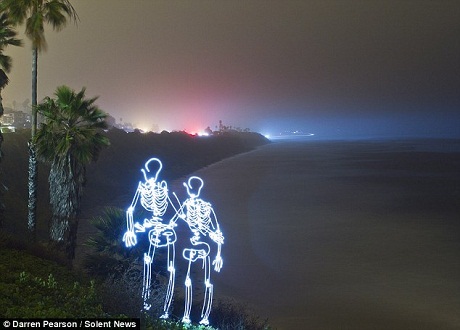 Phong cách chụp ảnh “neon”- sáng tạo đến khó tin